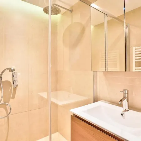 118 - Urban Luxury Flat La Sorbonne شقة *